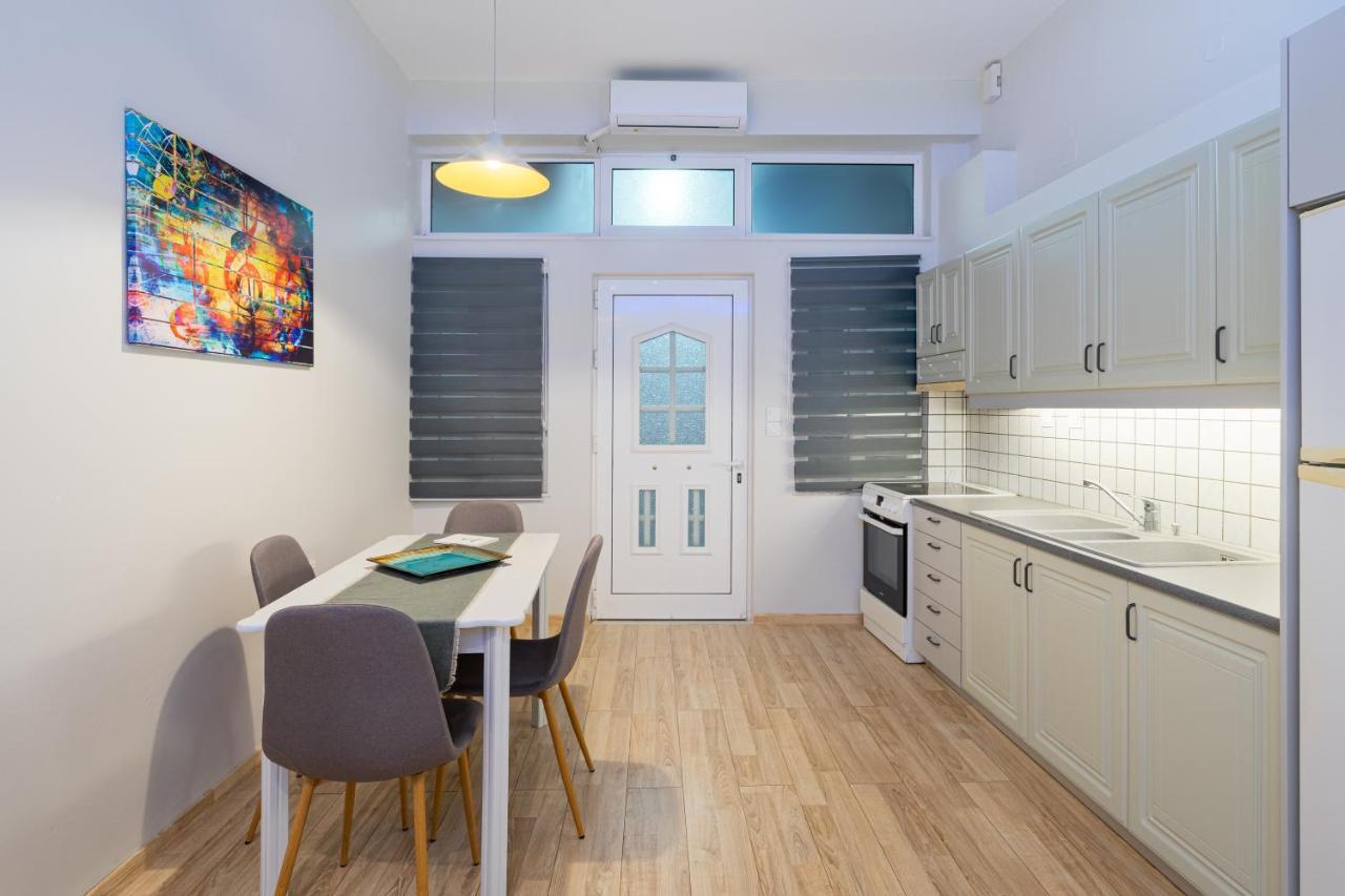 Apartmán La Filarmonica Sitia Center Exteriér fotografie